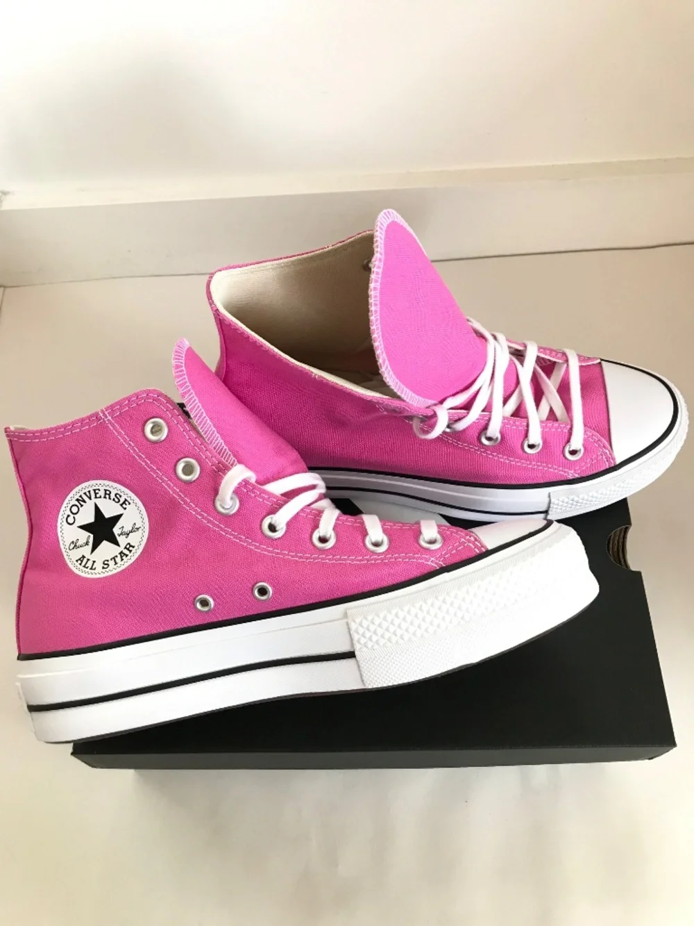 Converse All Stars new box